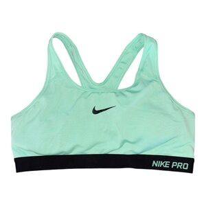 Nike Pro Women's mint Green Sports Bra
